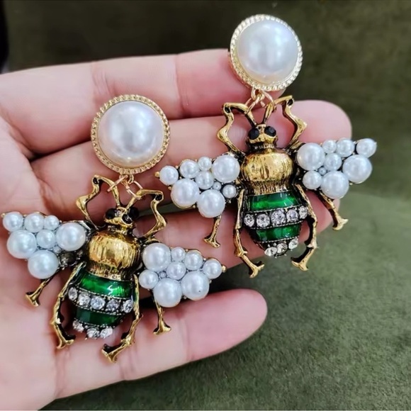 Anthropologie Jewelry - Luxury Bee Elegant Gold Green Bee Earrings